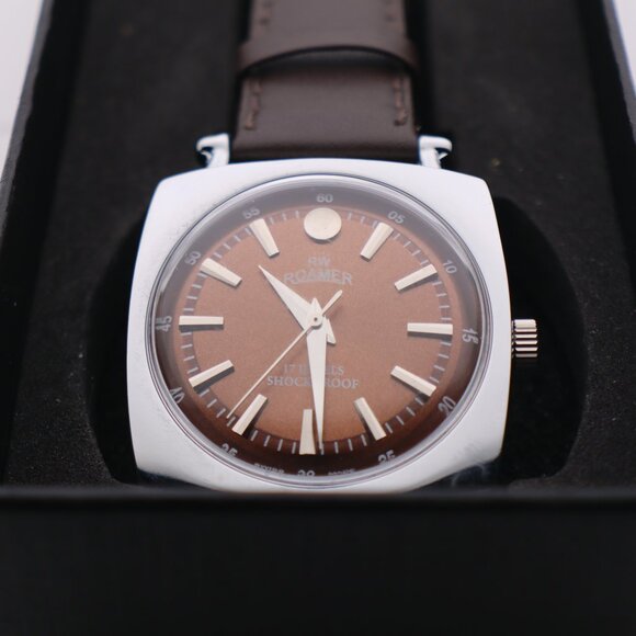 Vintage Roamer ST96 Watch – Swiss Made, 17 Jewels, Manual Wind, Stylish - Picture 6 of 7
